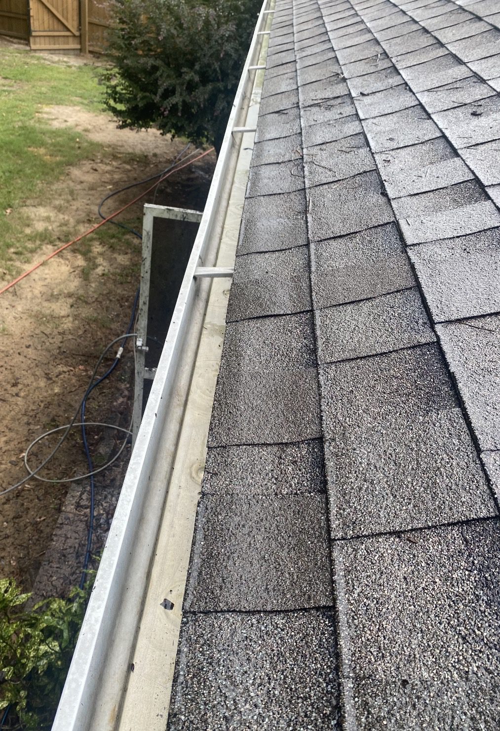 clean gutters